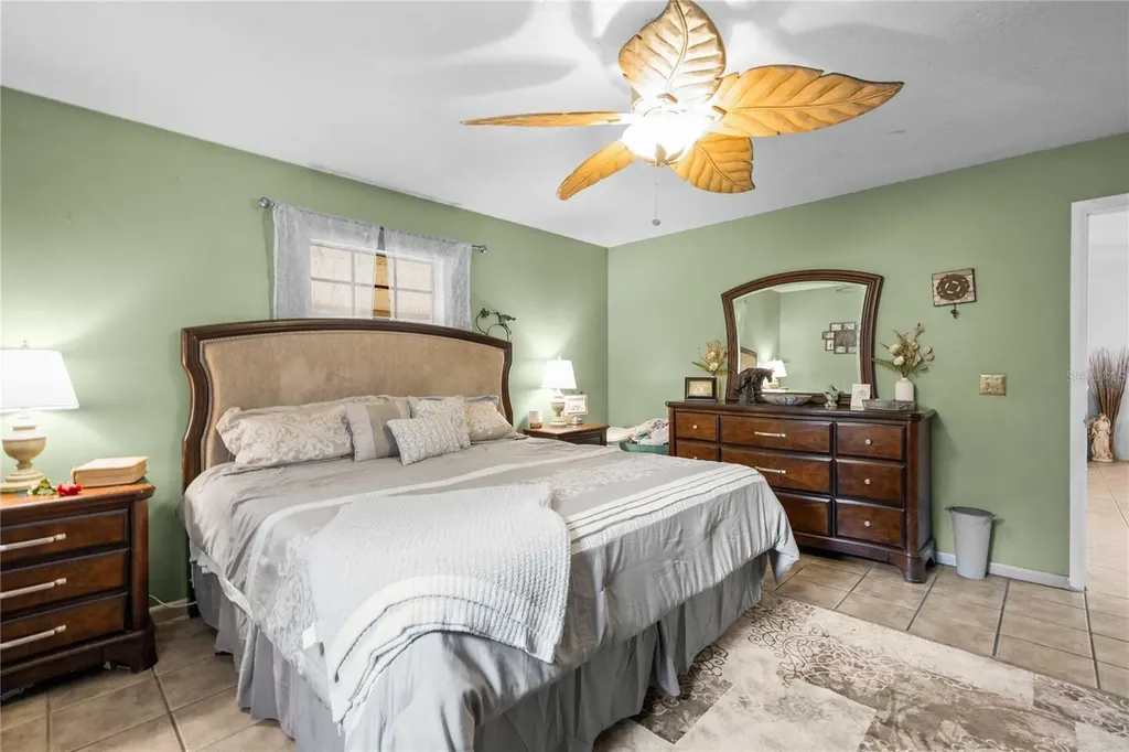 12237 Cr 727 Webster FL 33597