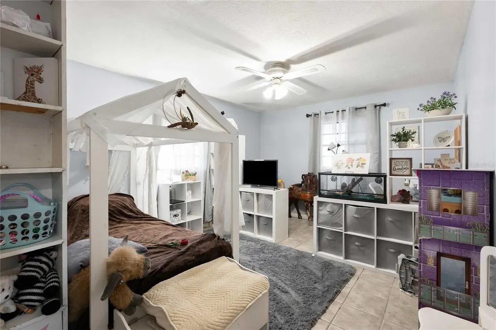 12237 Cr 727 Webster FL 33597
