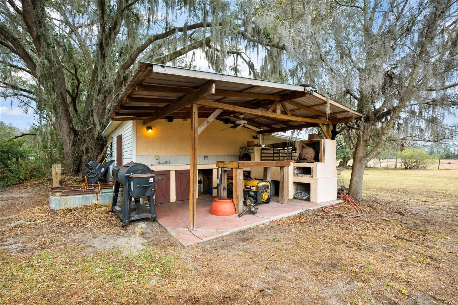 12237 Cr 727 Webster FL 33597