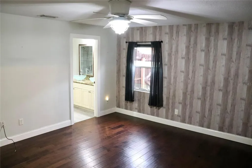 7023 Wright Avenue Mount Dora FL 32757