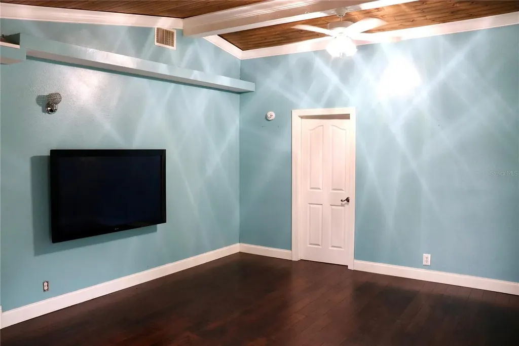 7023 Wright Avenue Mount Dora FL 32757