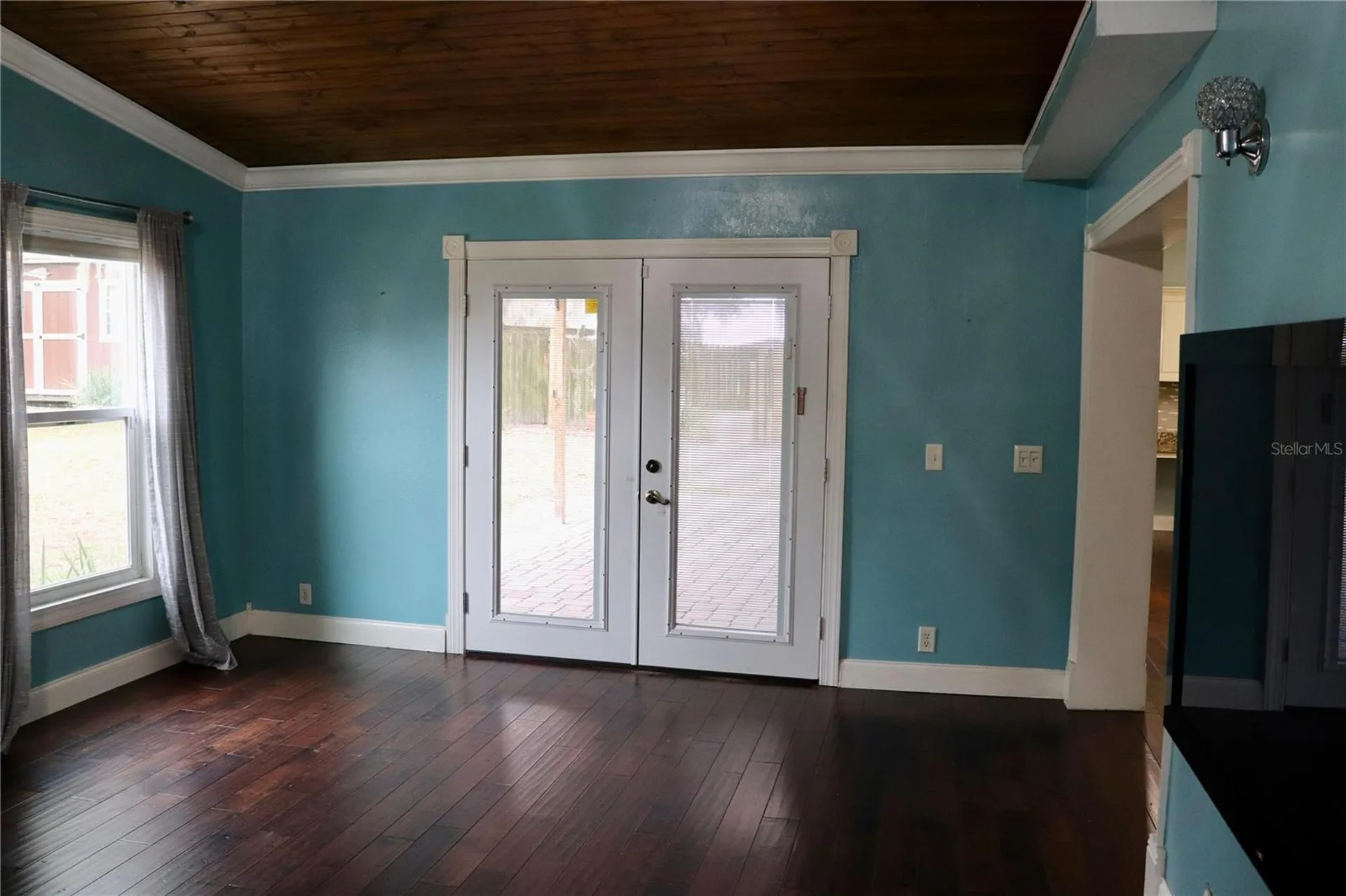 7023 Wright Avenue Mount Dora FL 32757