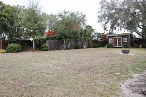 7023 Wright Avenue Mount Dora FL 32757