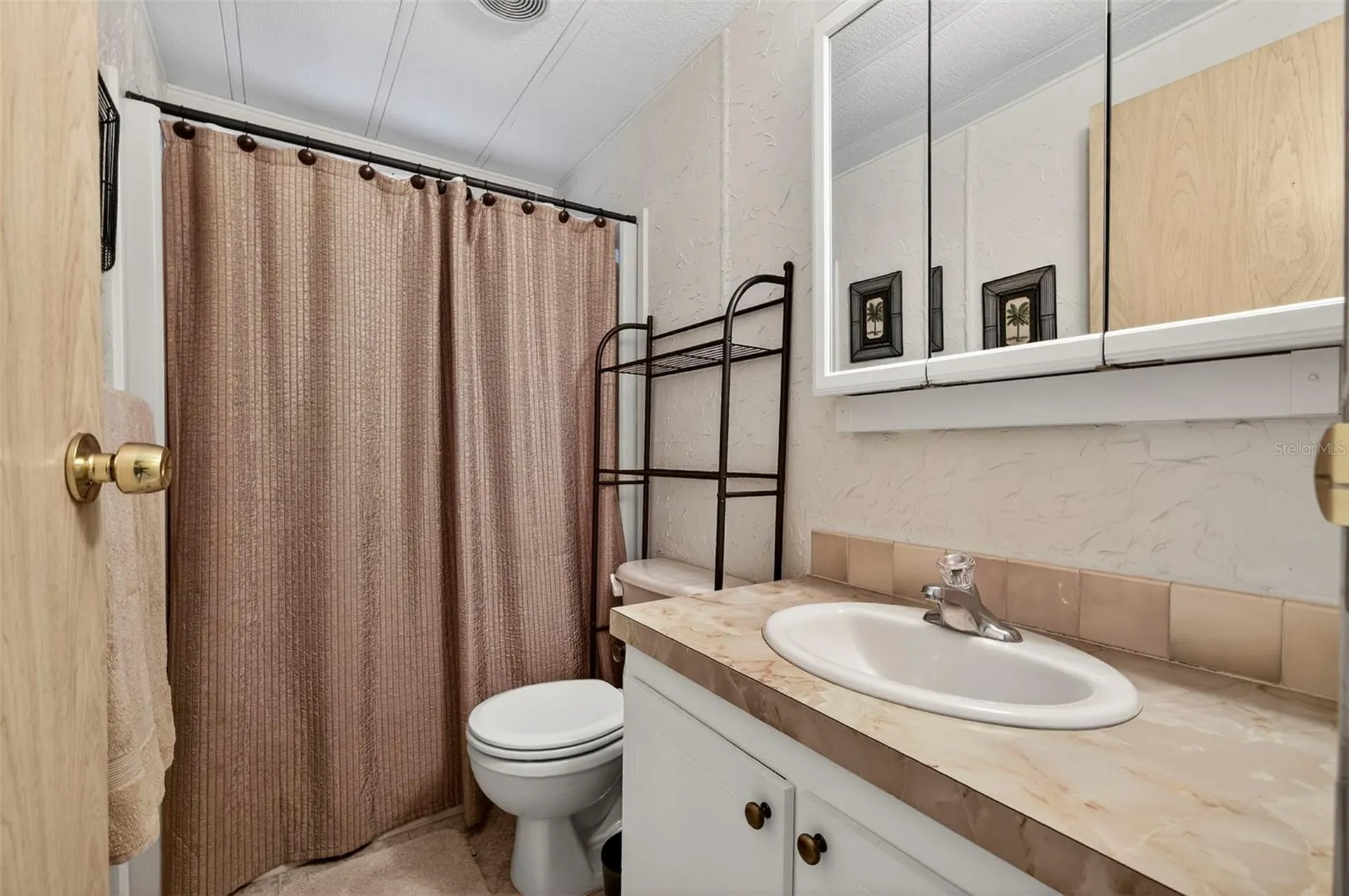 7880 54th Avenue N St Petersburg FL 33709