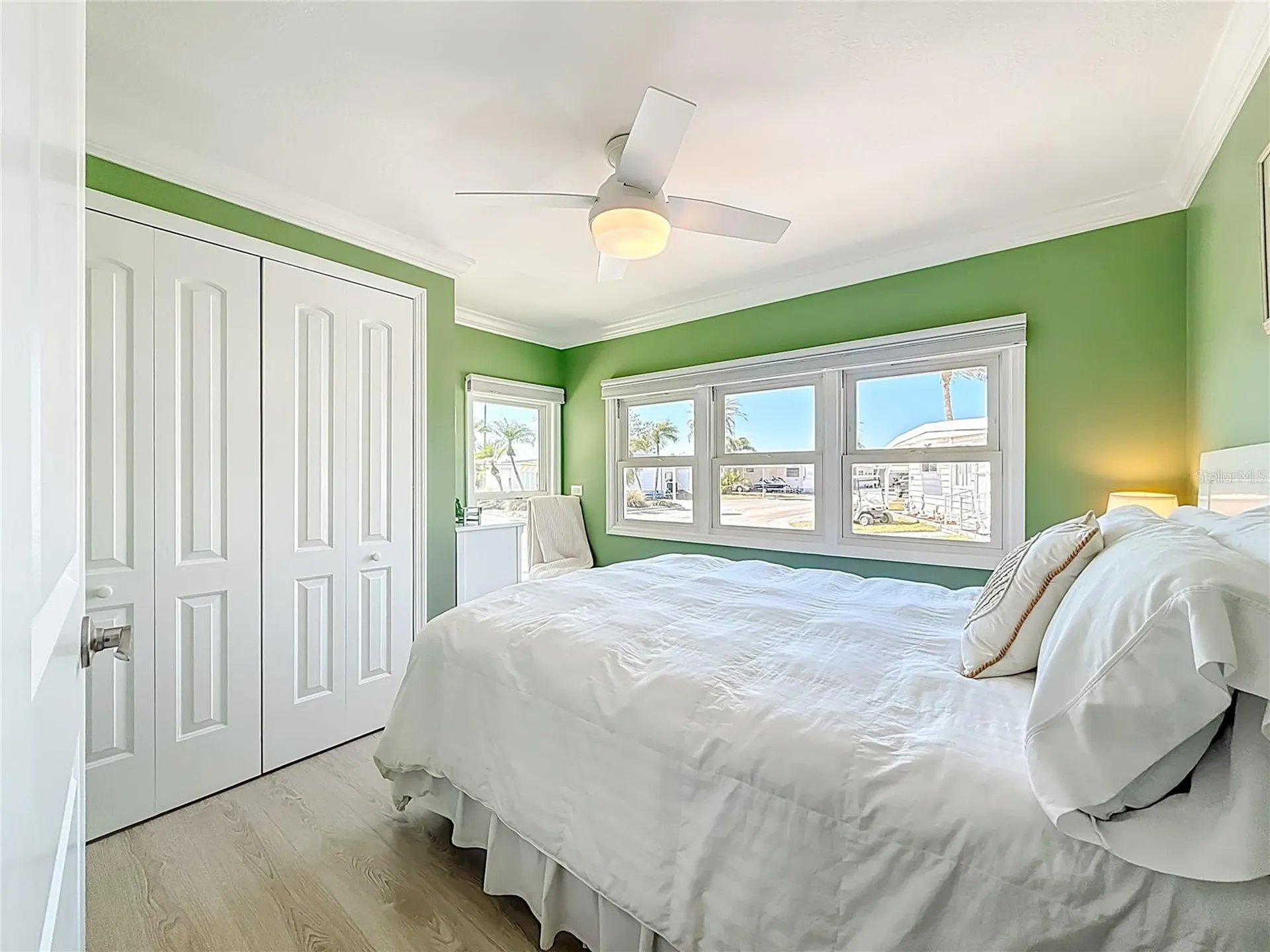 10101 N Lake Drive Largo FL 33773