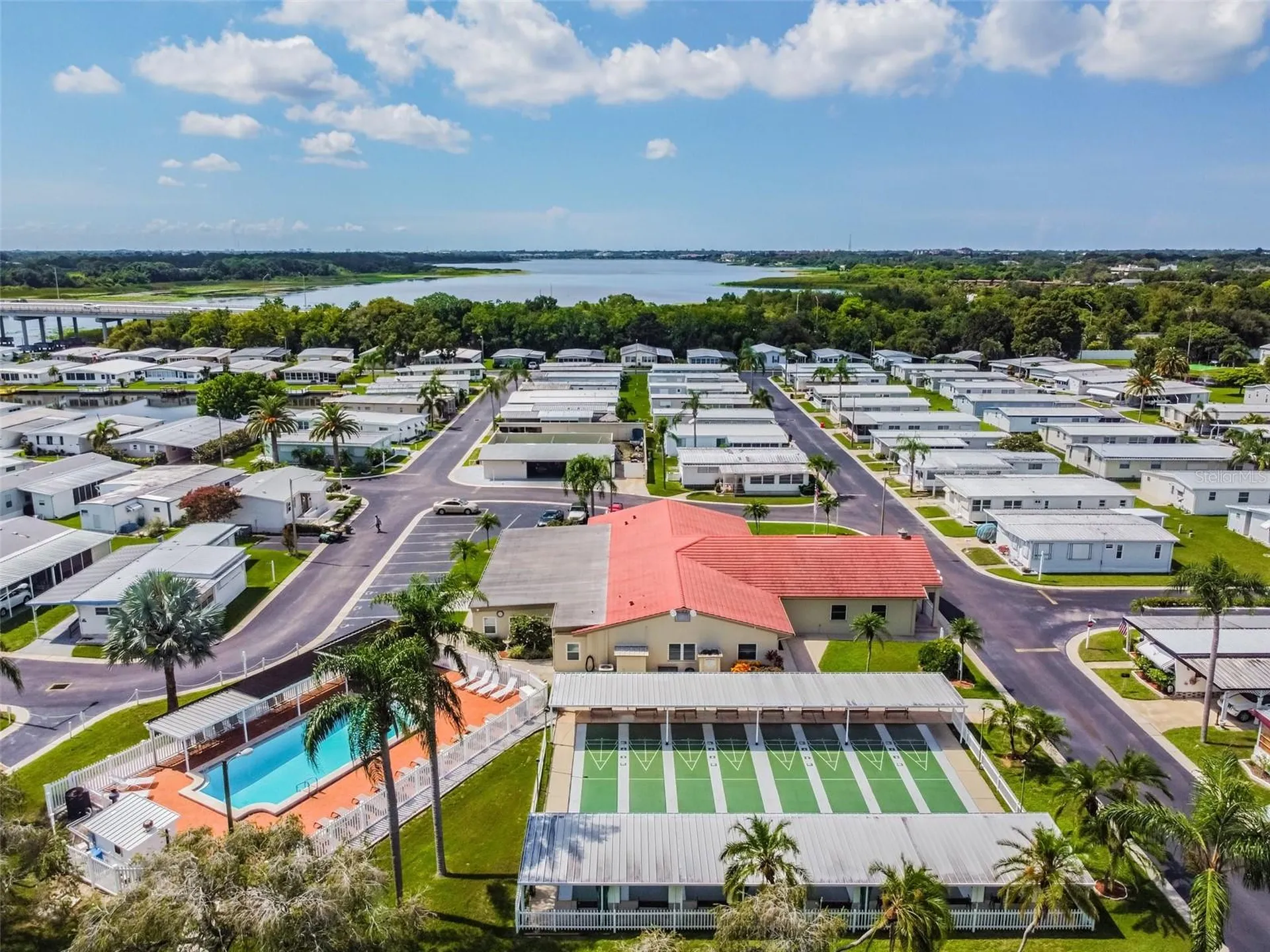 10101 N Lake Drive Largo FL 33773