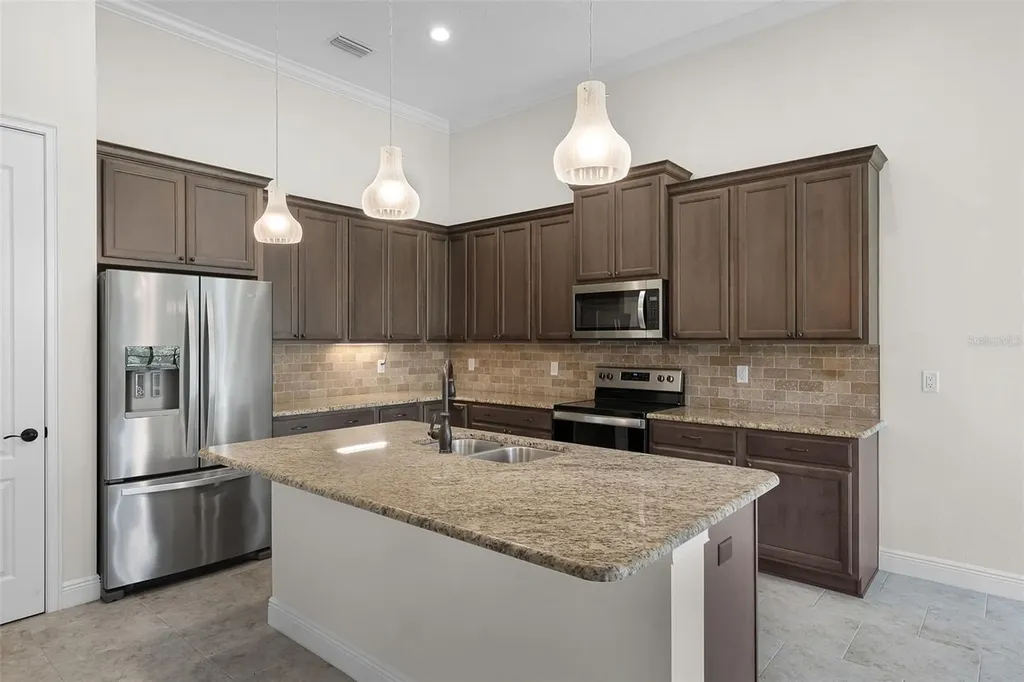 9220 San Jose Boulevard Howey In The Hills FL 34737