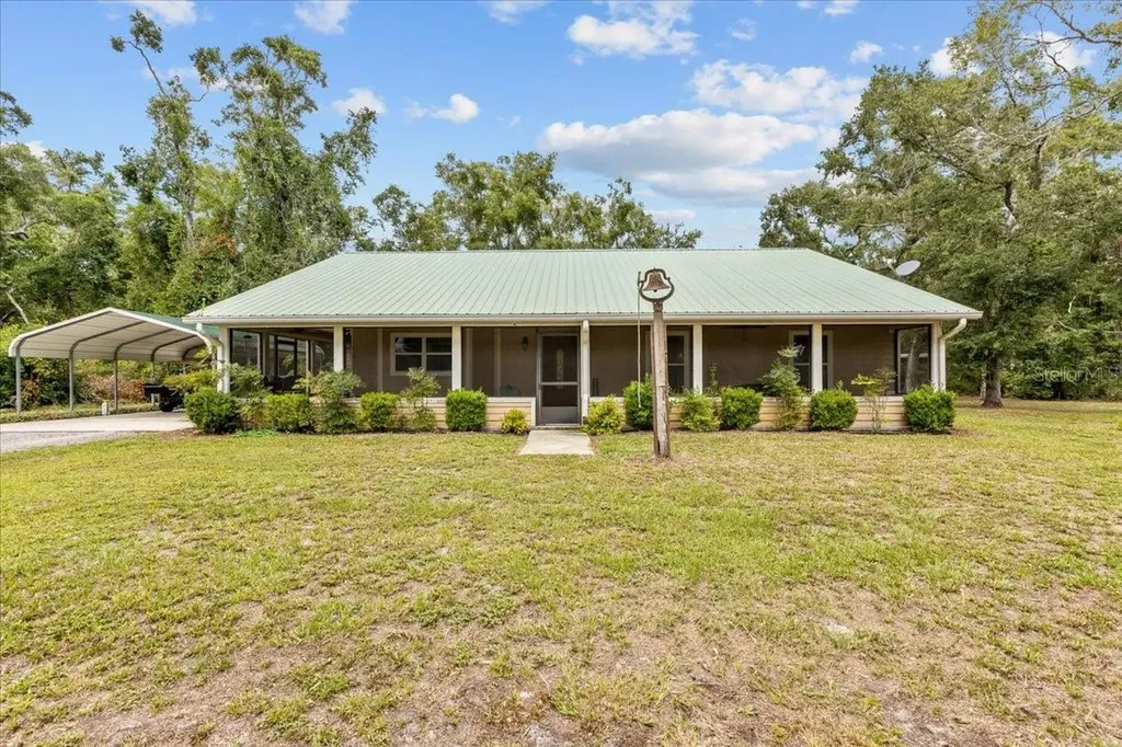 303/305 NE 290th Avenue Old Town FL 32680