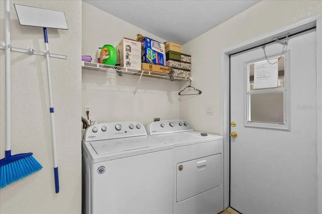 303/305 NE 290th Avenue Old Town FL 32680