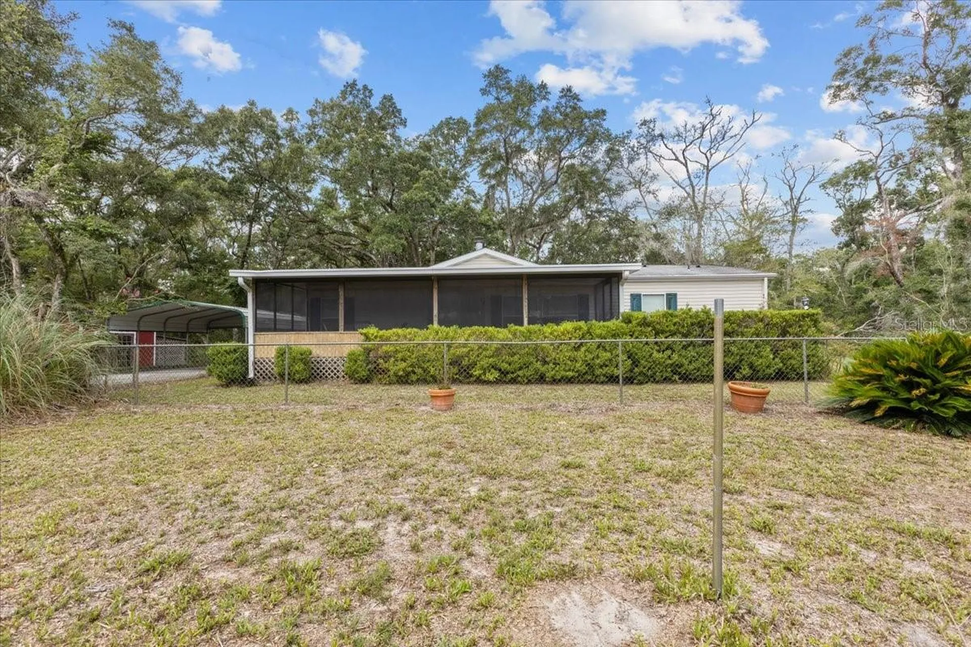 303/305 NE 290th Avenue Old Town FL 32680