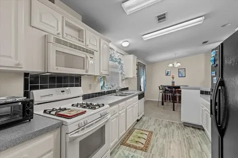 303/305 NE 290th Avenue Old Town FL 32680