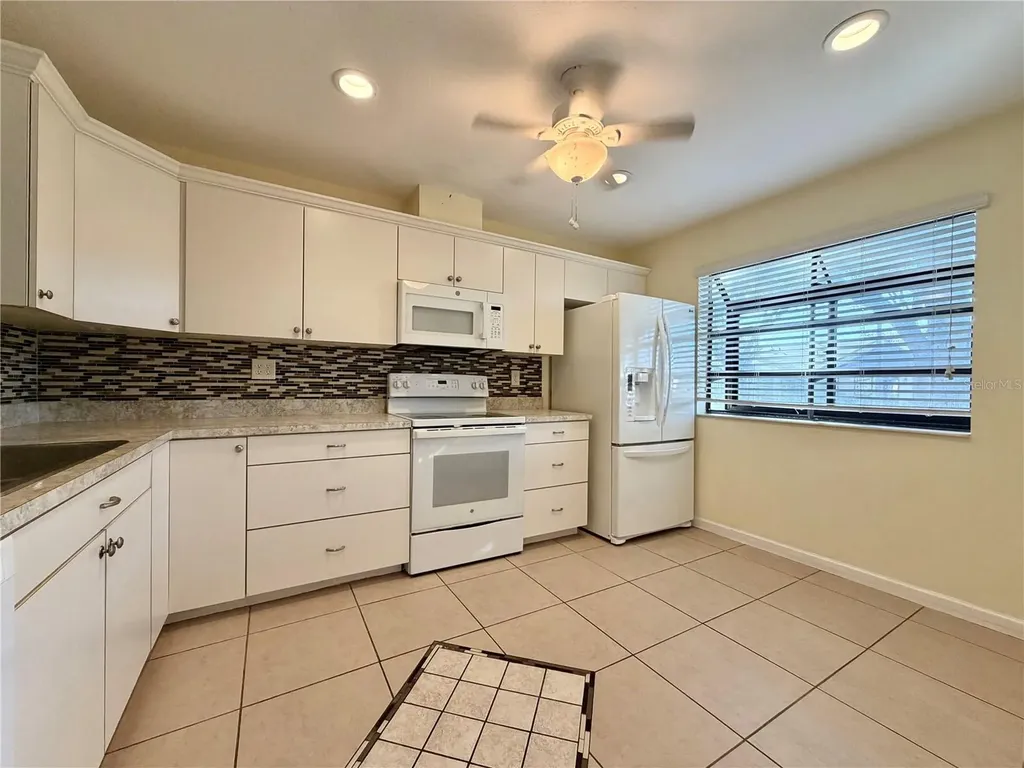 11210 Dollar Lake Drive Port Richey FL 34668