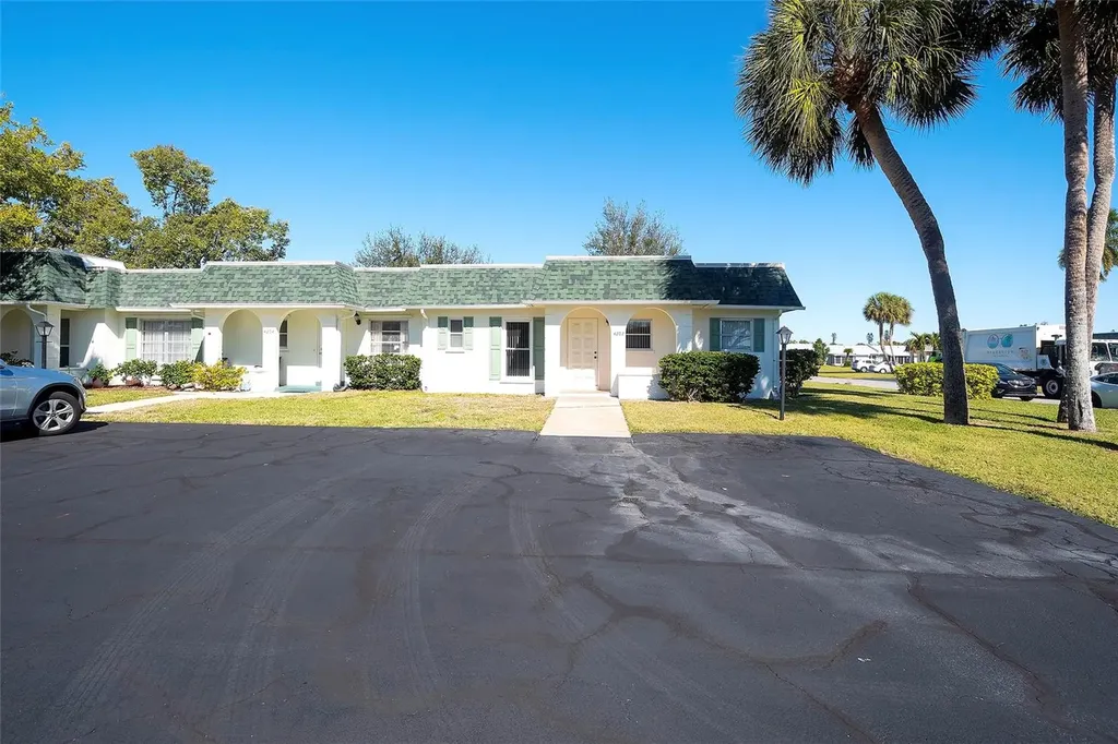 4202 35th Avenue W Bradenton FL 34205