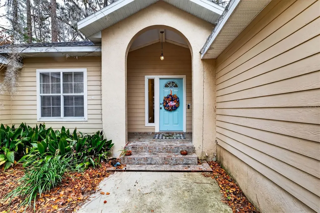 305 NW 28th Street Gainesville FL 32607
