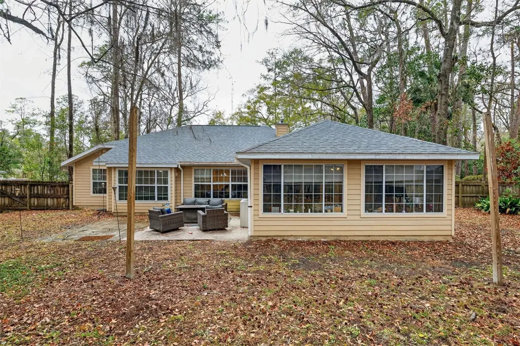 305 NW 28th Street Gainesville FL 32607