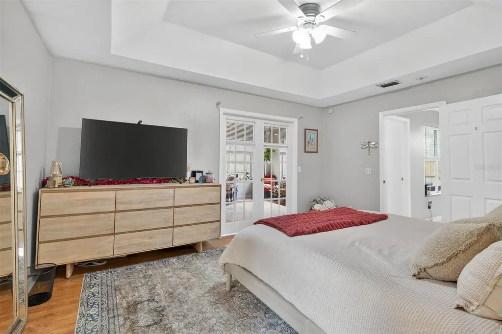 305 NW 28th Street Gainesville FL 32607