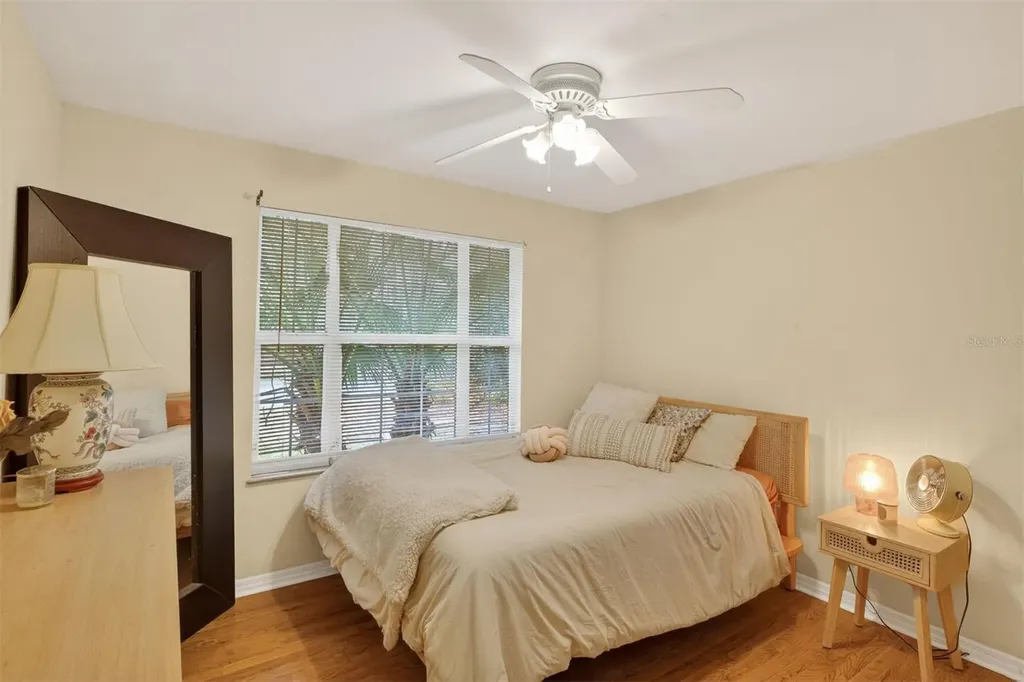 305 NW 28th Street Gainesville FL 32607
