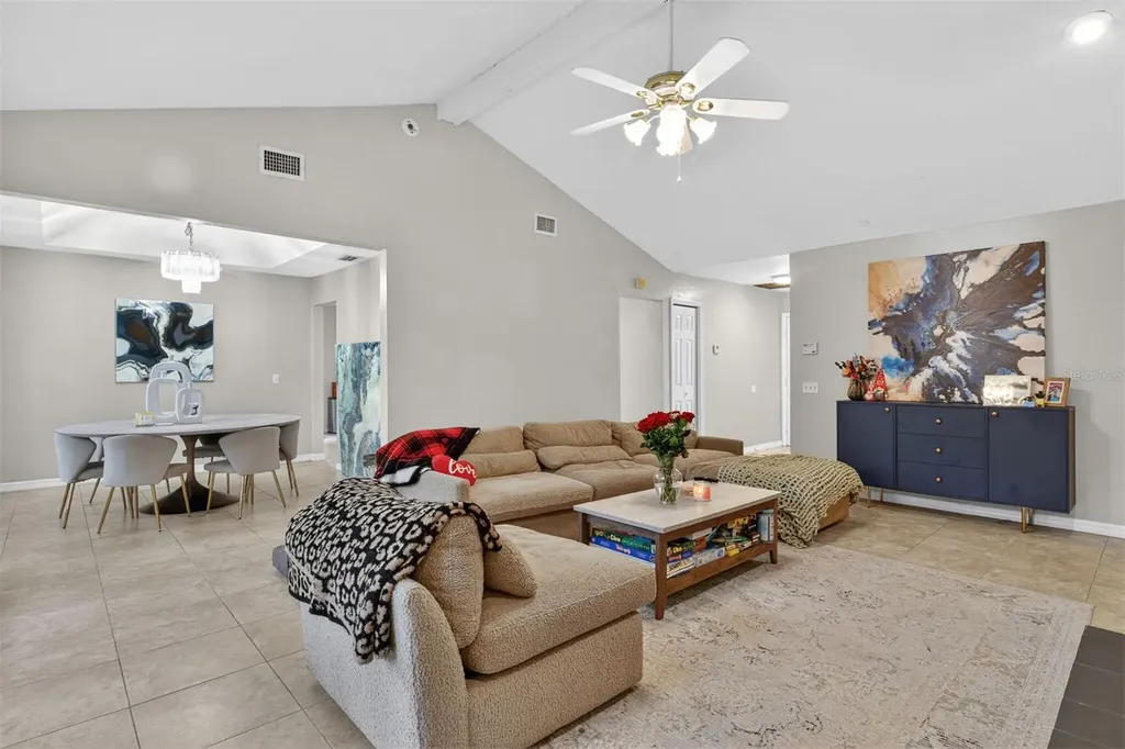 305 NW 28th Street Gainesville FL 32607