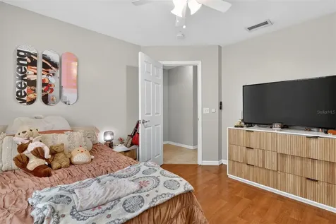 305 NW 28th Street Gainesville FL 32607