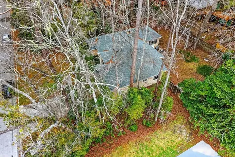 305 NW 28th Street Gainesville FL 32607