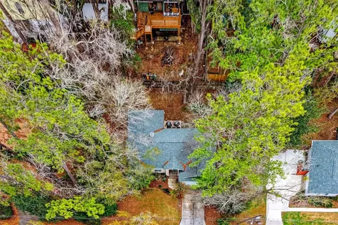 305 NW 28th Street Gainesville FL 32607