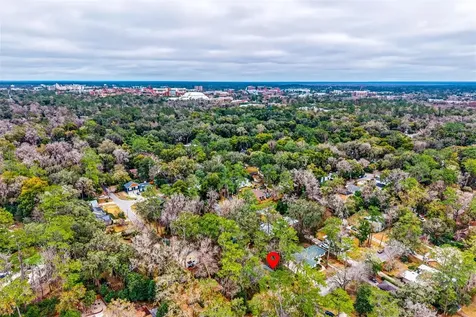 305 NW 28th Street Gainesville FL 32607