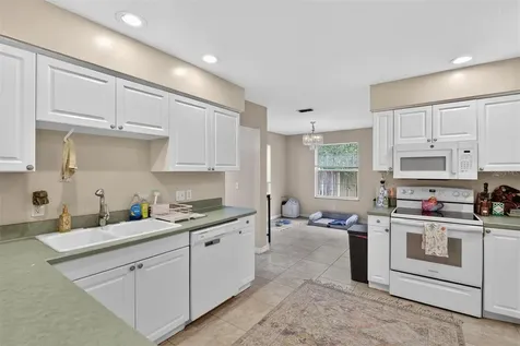 305 NW 28th Street Gainesville FL 32607