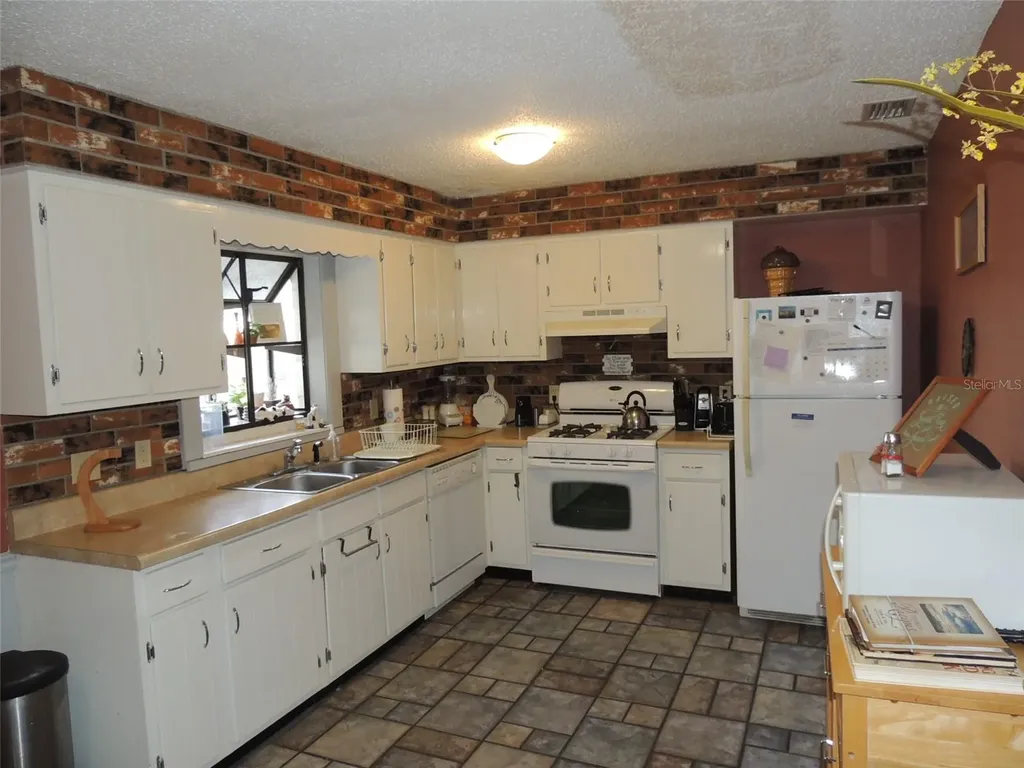 312 NE 2nd Avenue Williston FL 32696