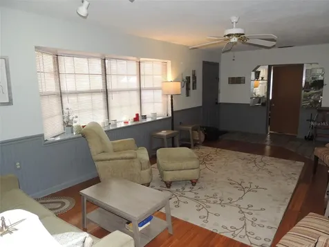 312 NE 2nd Avenue Williston FL 32696