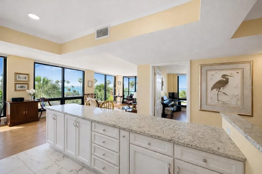 707 S Gulfstream Avenue Sarasota FL 34236