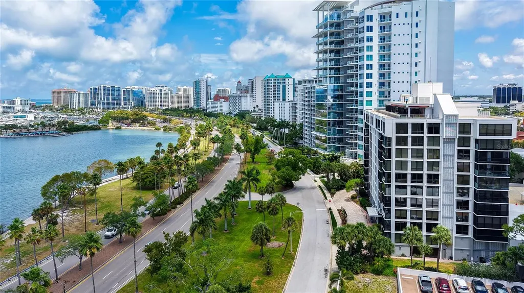 707 S Gulfstream Avenue Sarasota FL 34236