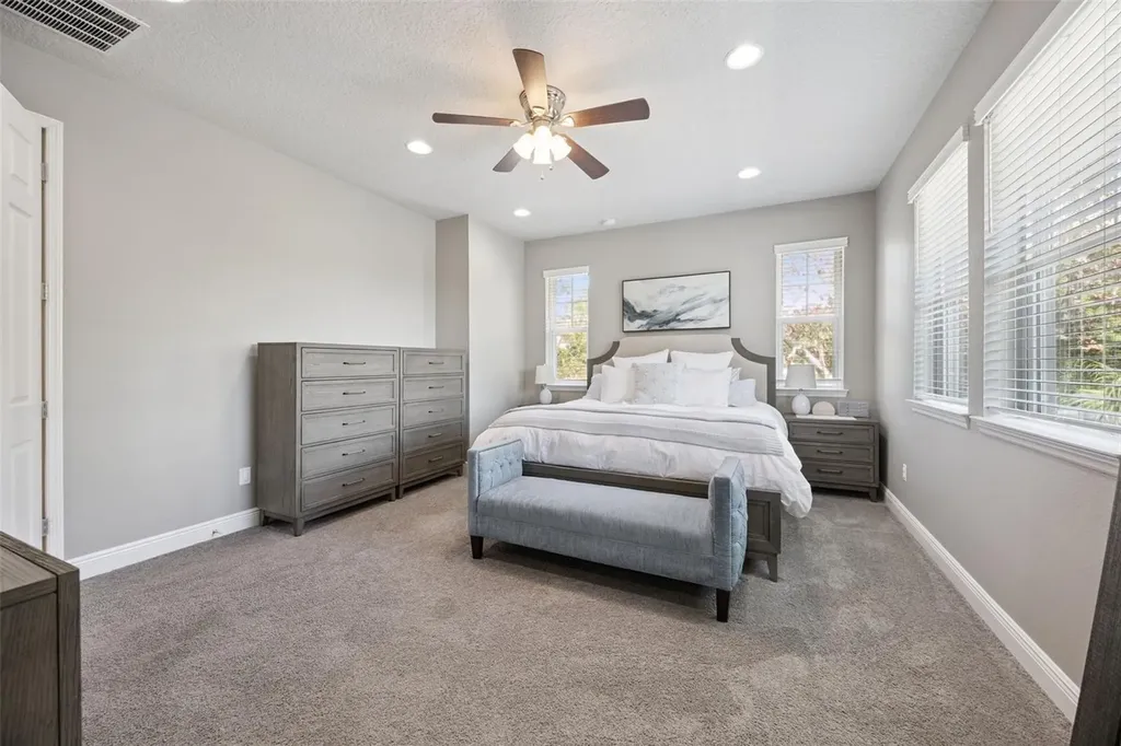 135 E Crystal Lake Street Orlando FL 32806