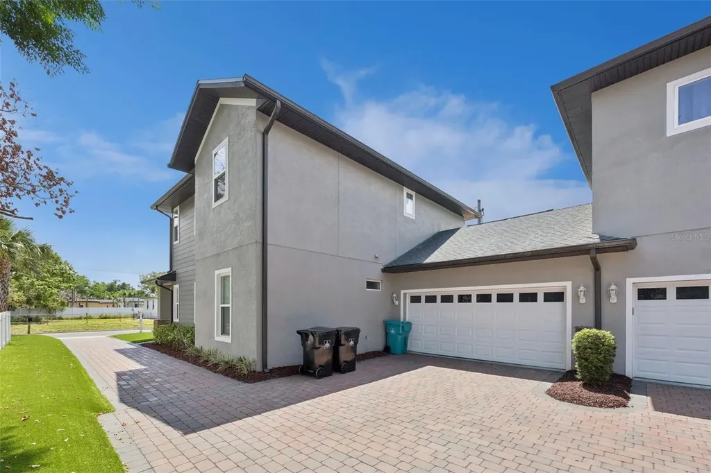 135 E Crystal Lake Street Orlando FL 32806