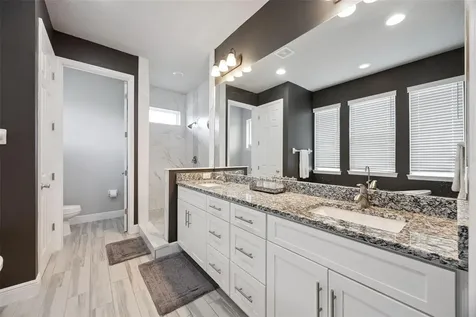 135 E Crystal Lake Street Orlando FL 32806