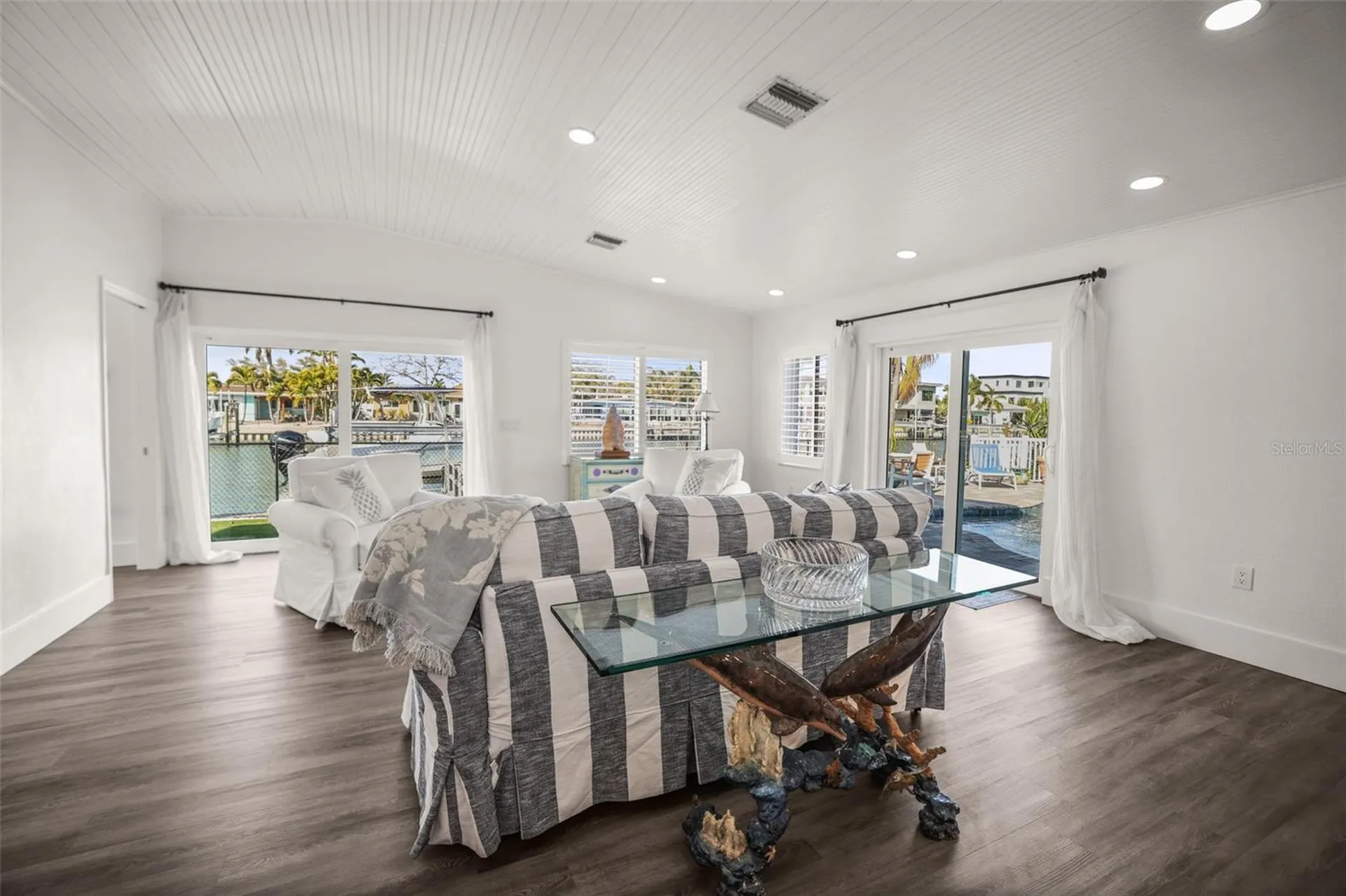 7833 1st Avenue S St Petersburg FL 33707