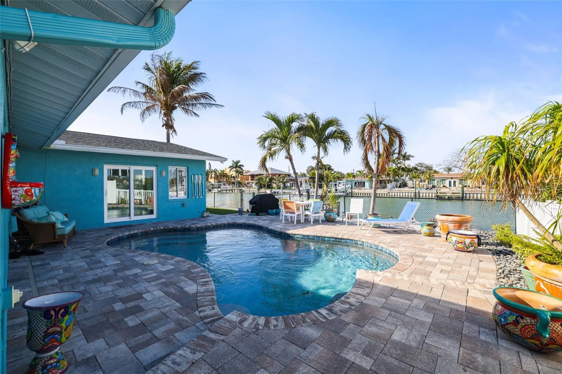 7833 1st Avenue S St Petersburg FL 33707