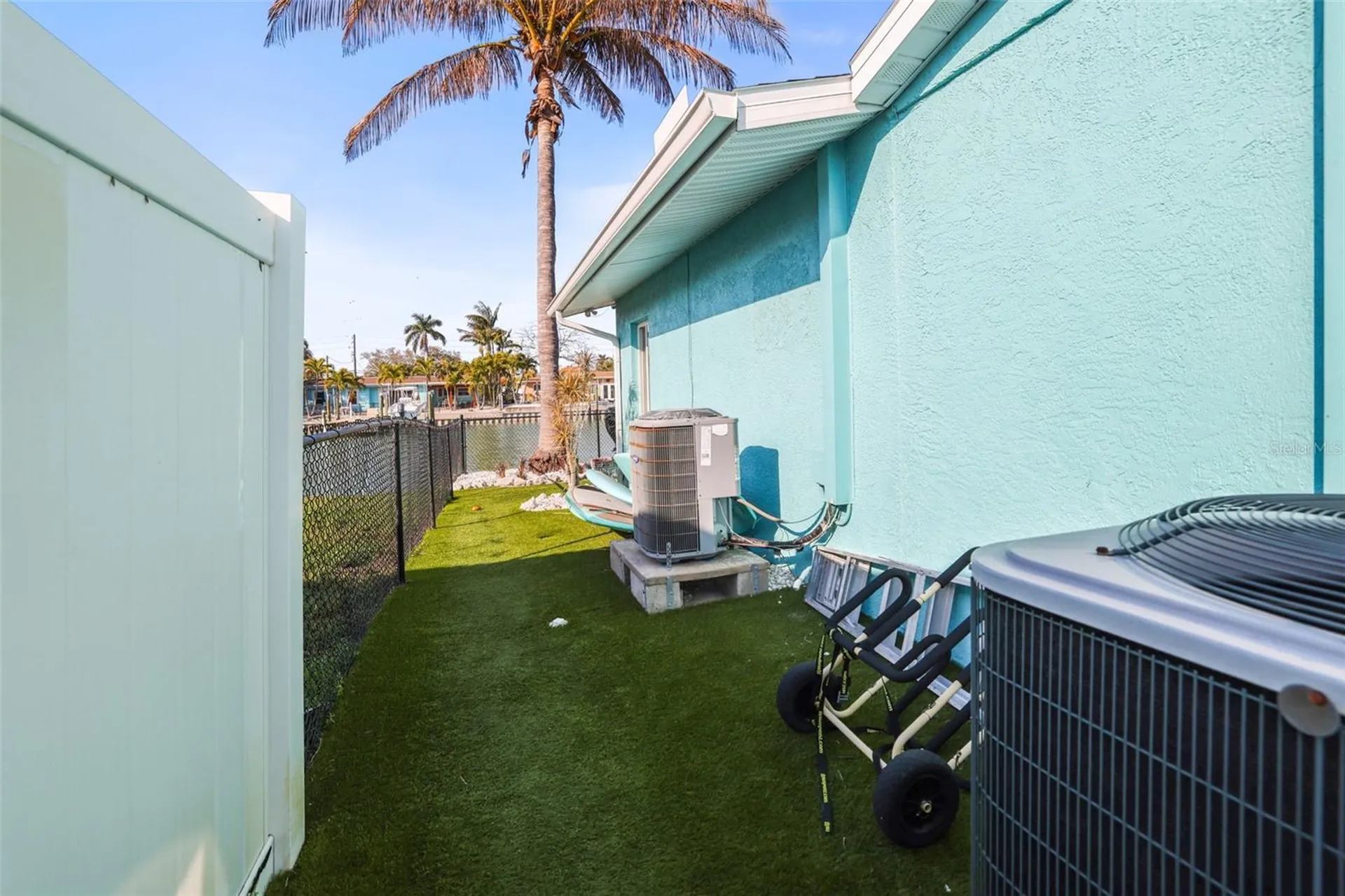 7833 1st Avenue S St Petersburg FL 33707