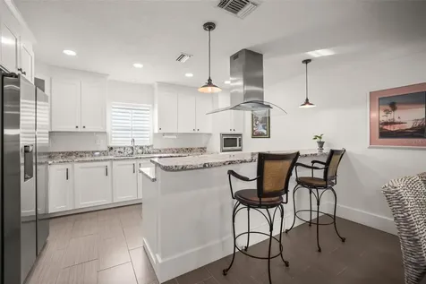 7833 1st Avenue S St Petersburg FL 33707