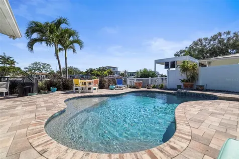 7833 1st Avenue S St Petersburg FL 33707