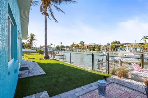 7833 1st Avenue S St Petersburg FL 33707