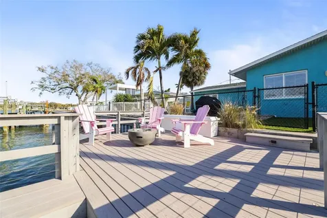 7833 1st Avenue S St Petersburg FL 33707