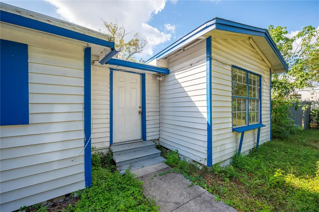 3221 & 3225 Crutchfield Road Lakeland FL 33805
