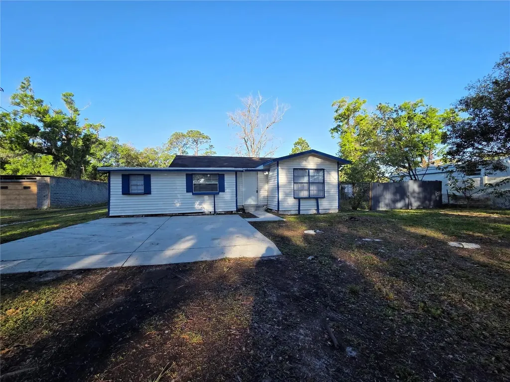 3221 & 3225 Crutchfield Road Lakeland FL 33805