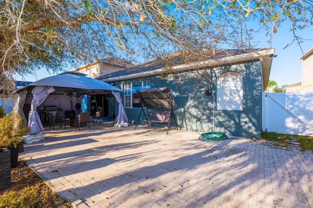 1966 Windcrest Lake Circle Orlando FL 32824
