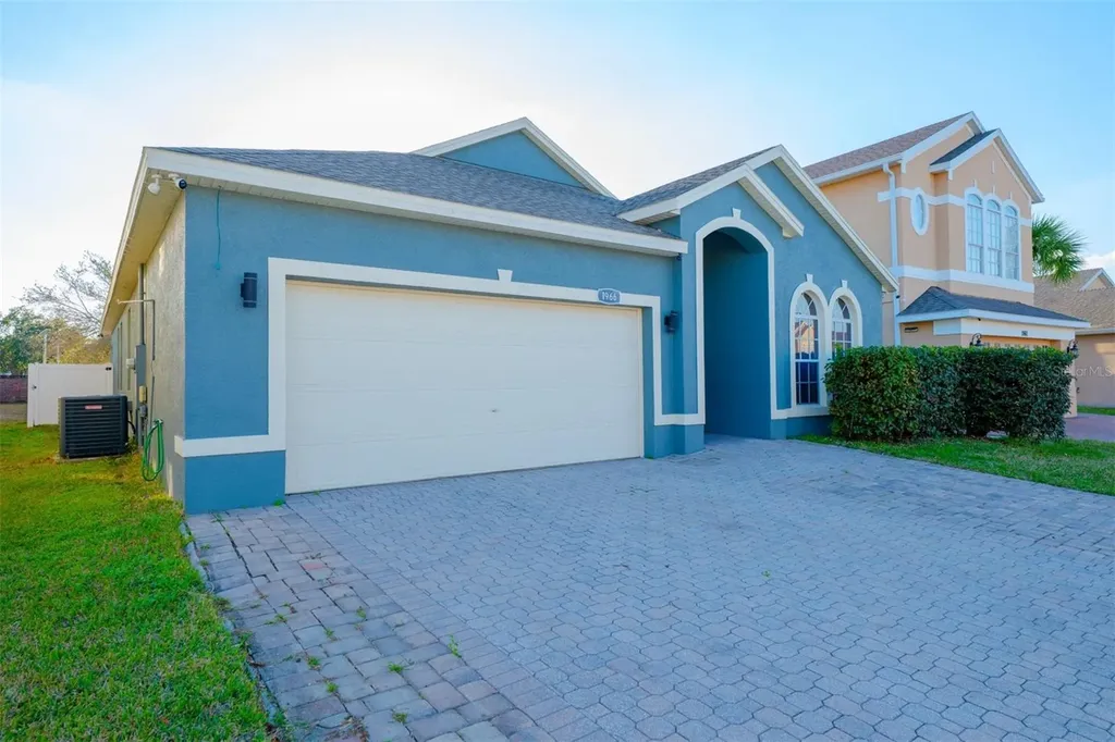 1966 Windcrest Lake Circle Orlando FL 32824
