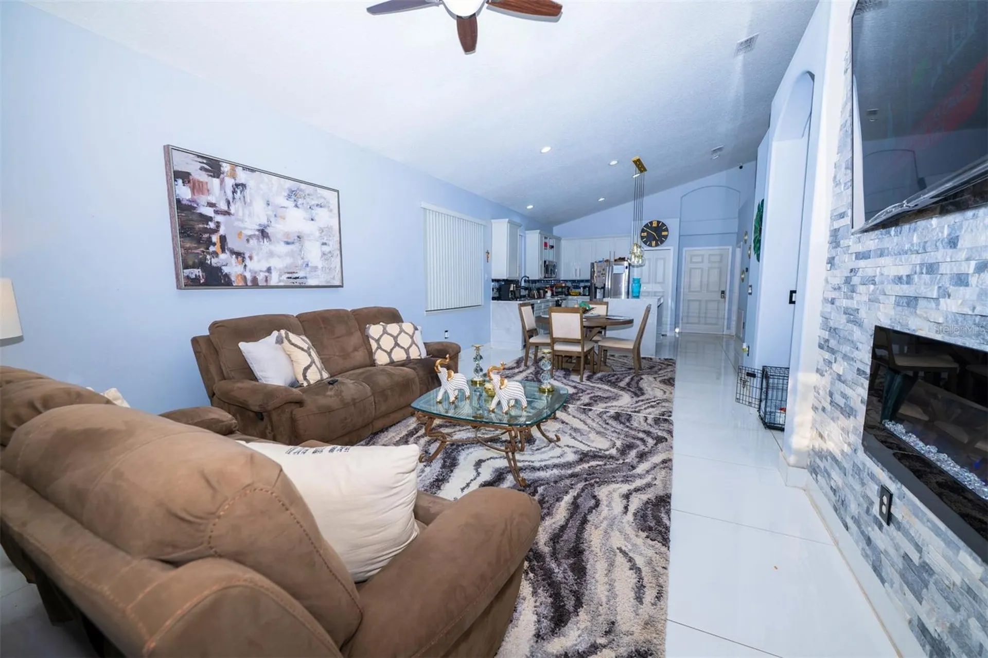 1966 Windcrest Lake Circle Orlando FL 32824