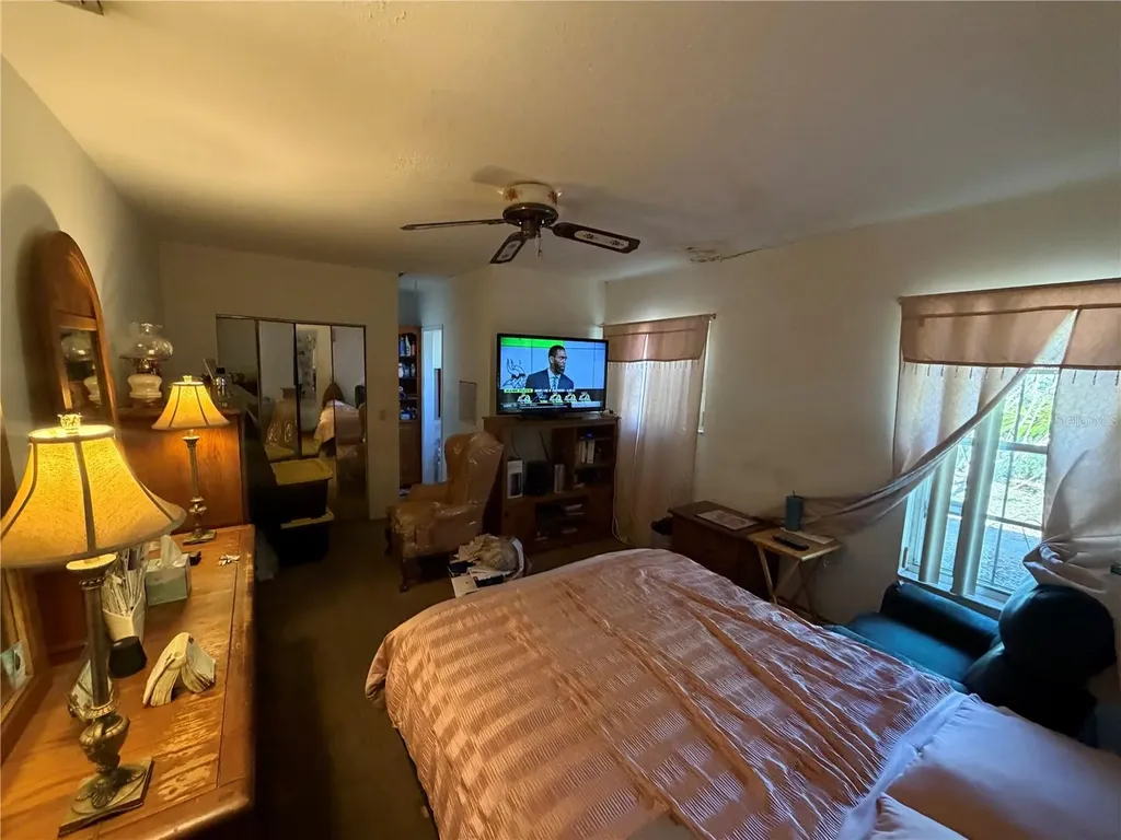 2010 E Chelsea Street Tampa FL 33610