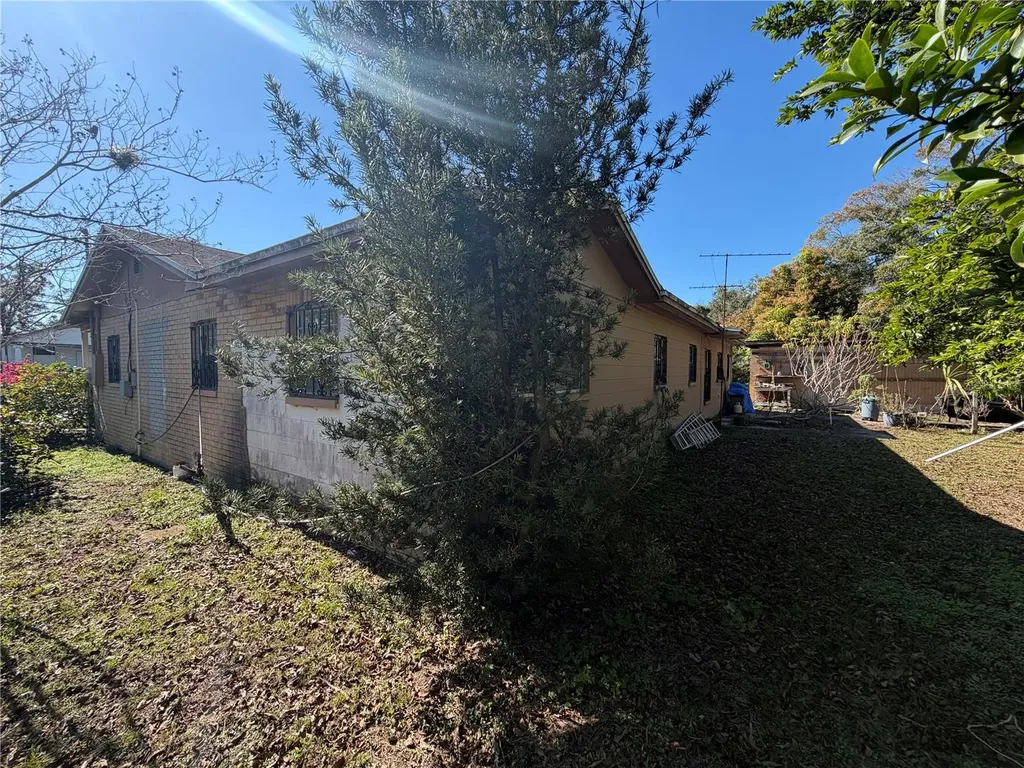 2010 E Chelsea Street Tampa FL 33610