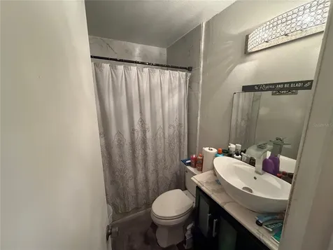 2010 E Chelsea Street Tampa FL 33610