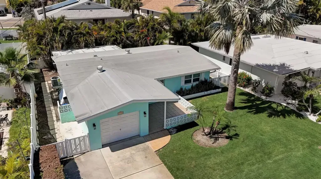 16102 1st Street E Redington Beach FL 33708